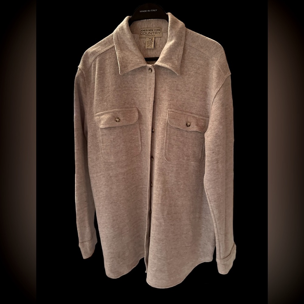 JONES New York Cotton and linen unisex shirt.